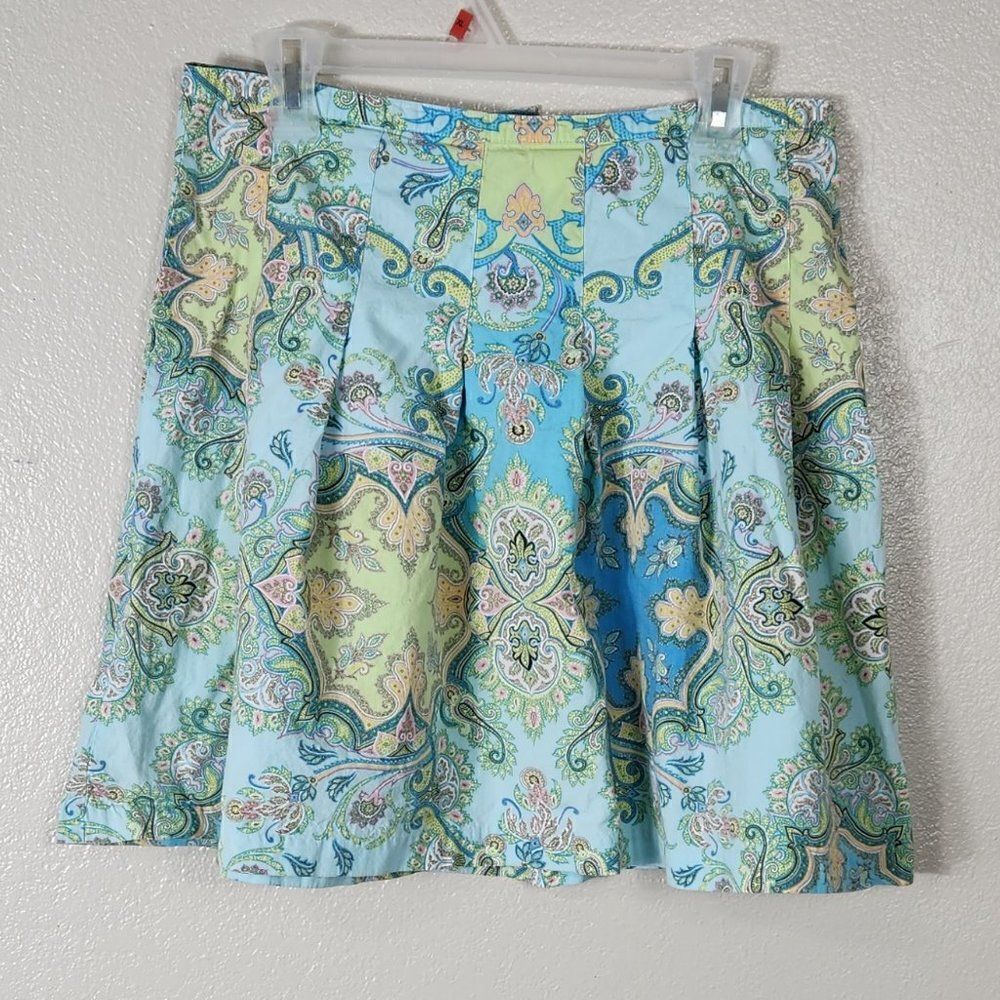 Daisy Fuentes pleated print skirt size 6 GUC